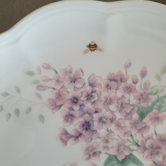 Lenox Butterfly Meadow Salad Plate Luncheon Scalloped 9 Inch - Picture 3 of 7